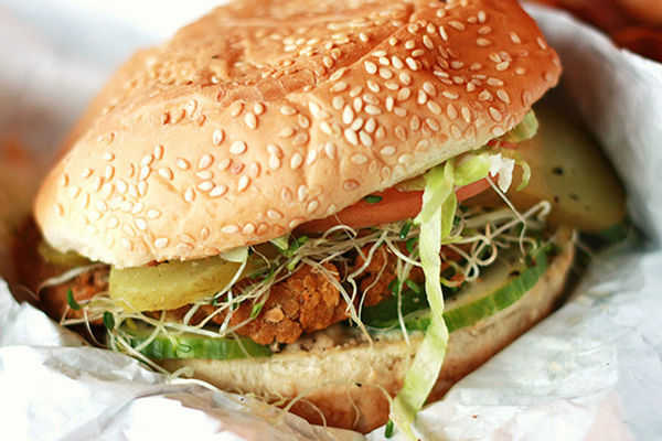 Veggie Burgers: 10 Recipes, Countless Benefits