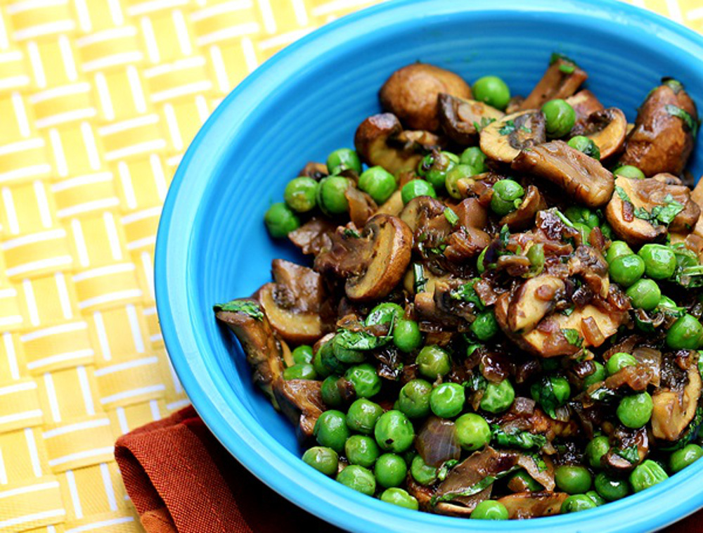 Mushrooms-with-Green-Peas