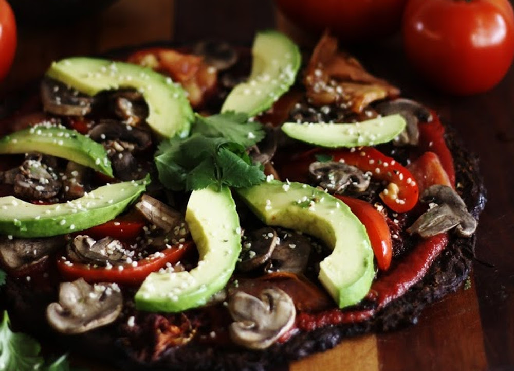 Ultimate-raw-vegan-pizza