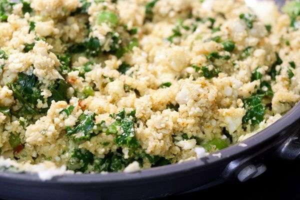 Spicy-Curry-Cauliflower-Rice-with-Kale