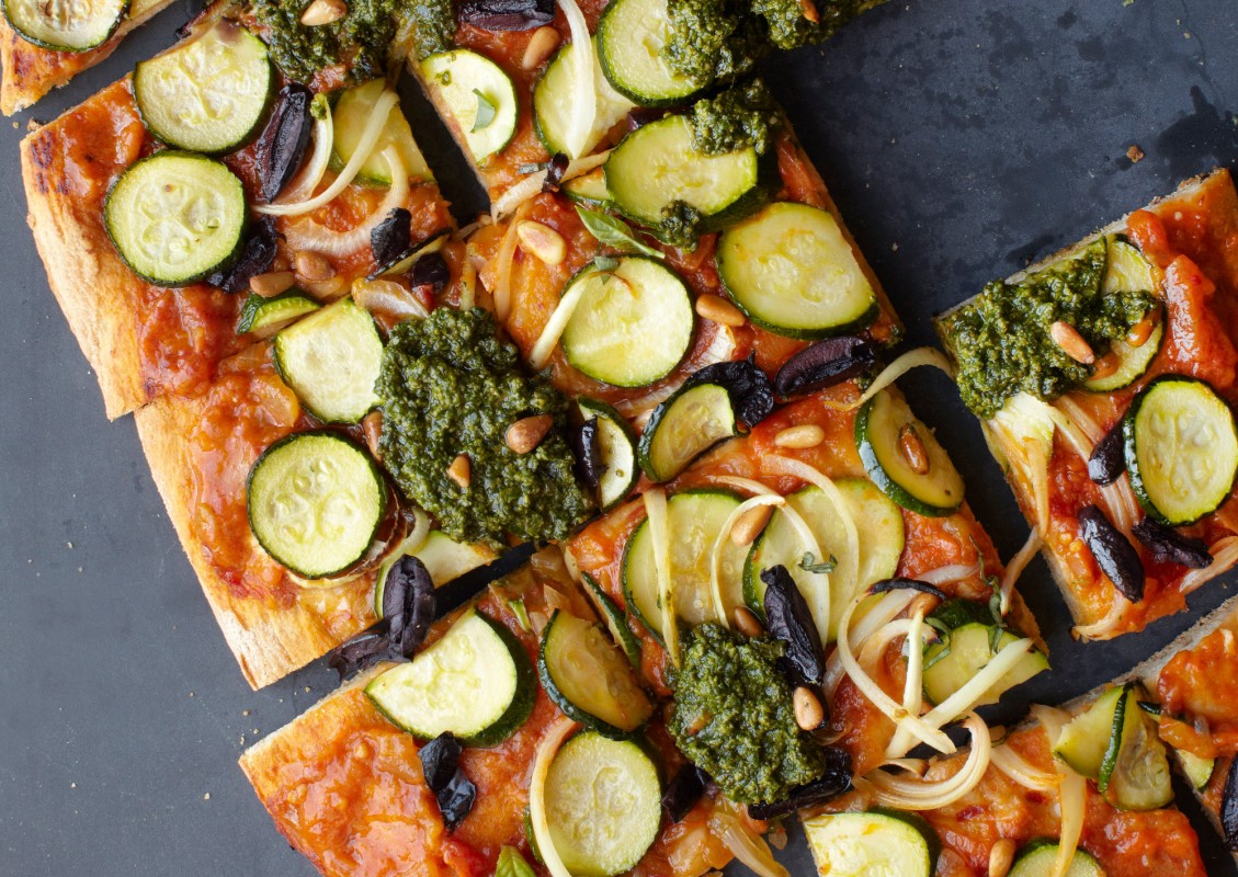 Straight-from-the-Earth_Summer-Pesto-Pizza-1129x800 (1)