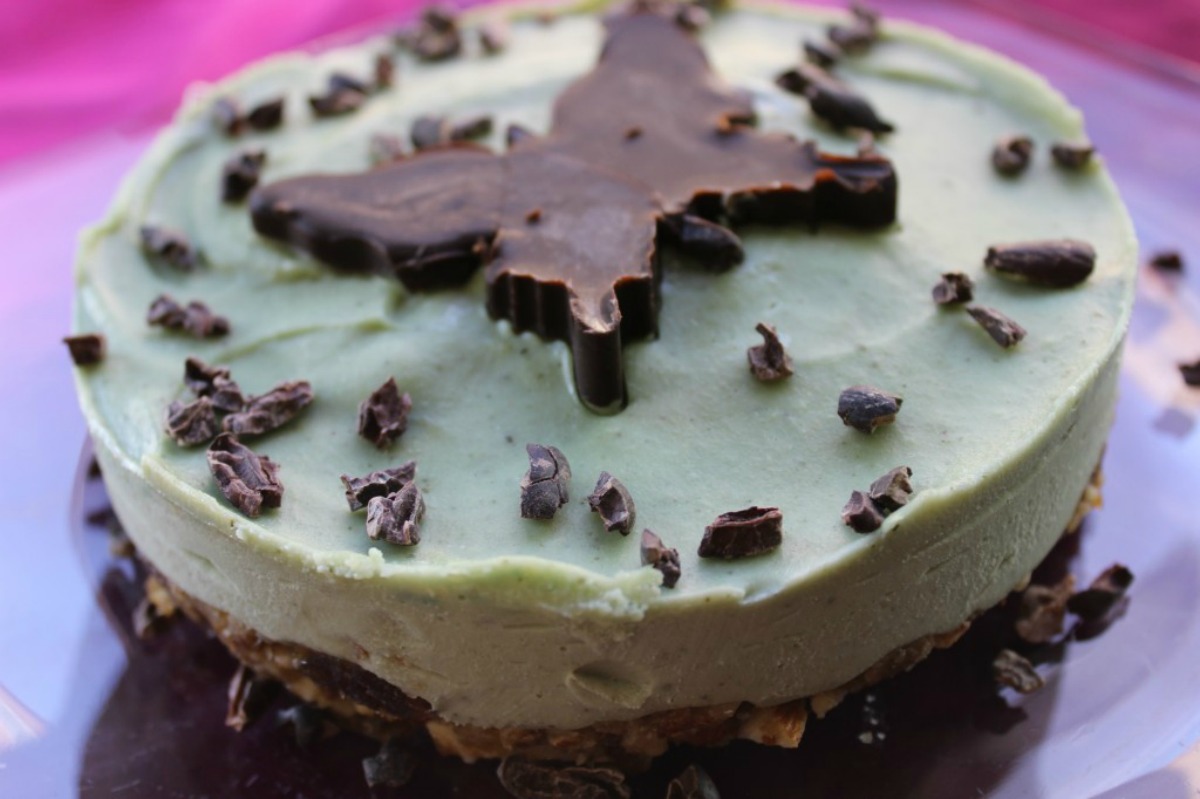 Raw Chocolate Mint Grasshopper Pie [Vegan, Gluten-Free]