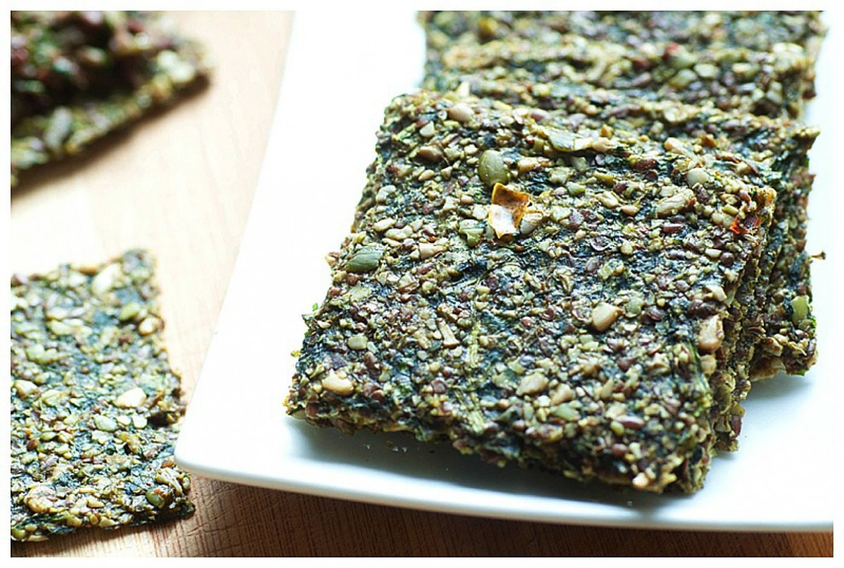 Raw Pumpkin Seed Crackers With Spinach [Vegan, Raw, Gluten-Free]