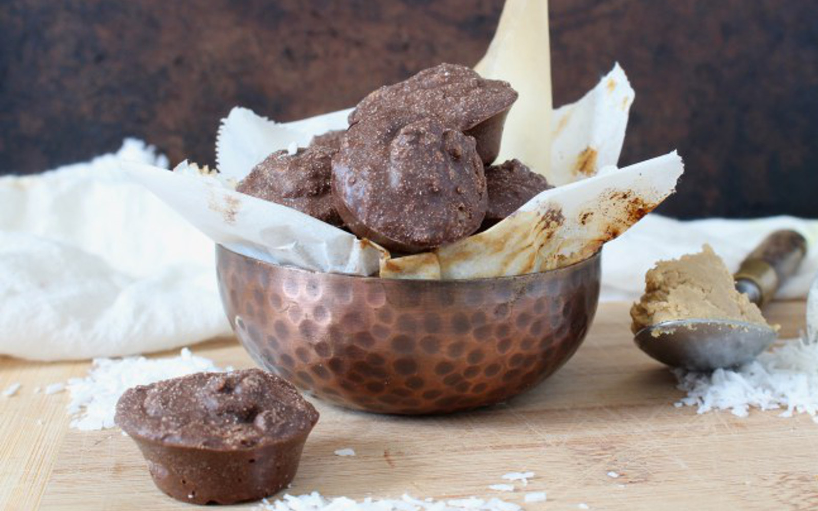 coconut chocolate protein cups