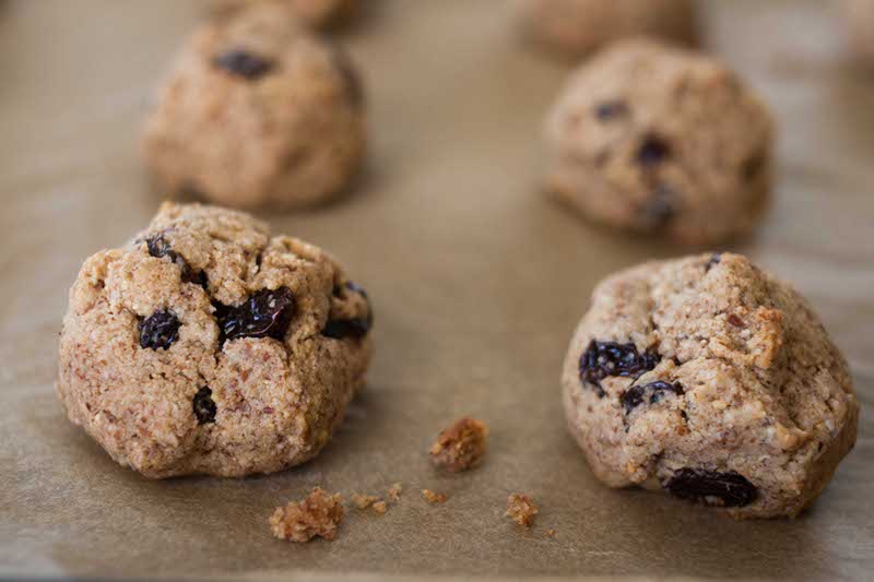 Recipe: Cinnamon Raisin Almond Cookie Munchies