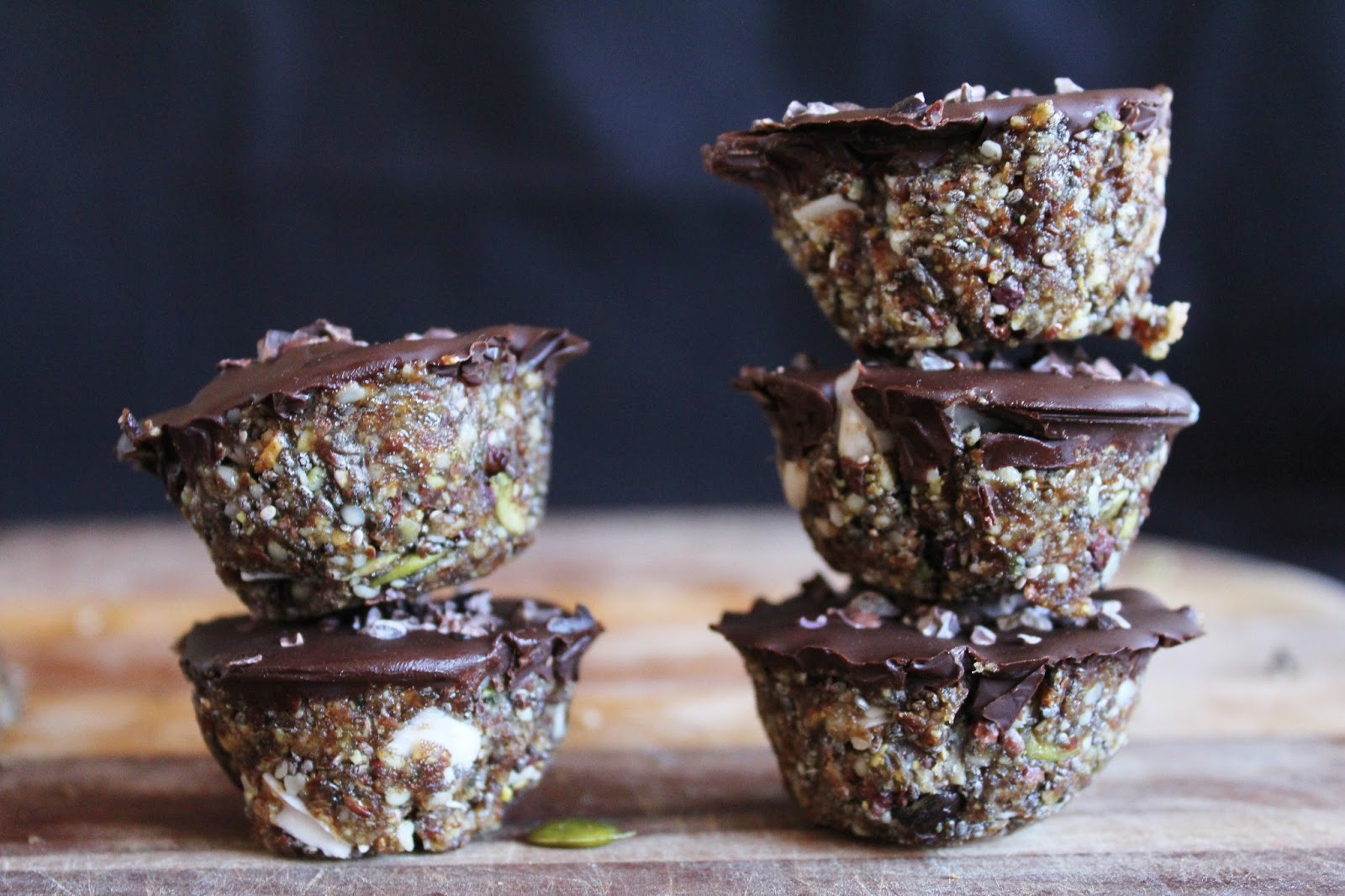Raw Superfood Energy Bars With Cacao