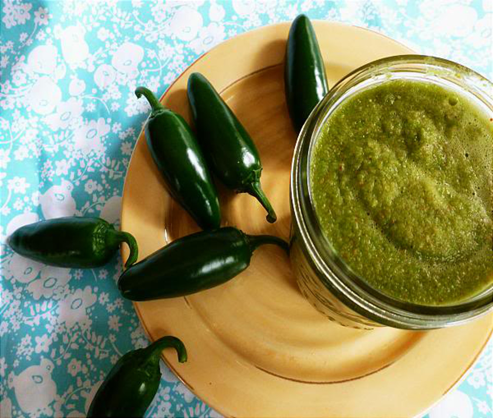 25 Sauces That Make Any Meal More Enticing