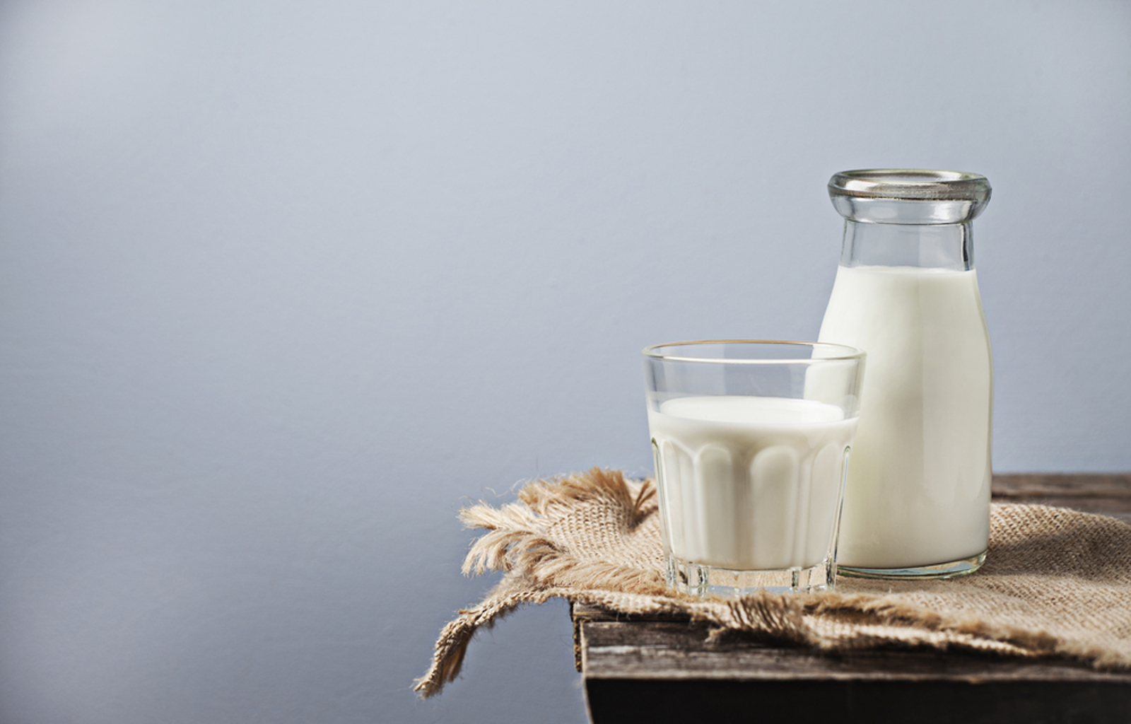 5 Ridiculous Myths About Cow's Milk
