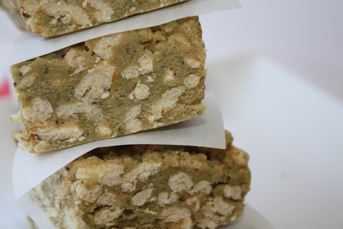 10 Homemade Energy Bars: The Easy and Inexpensive Way to Refuel