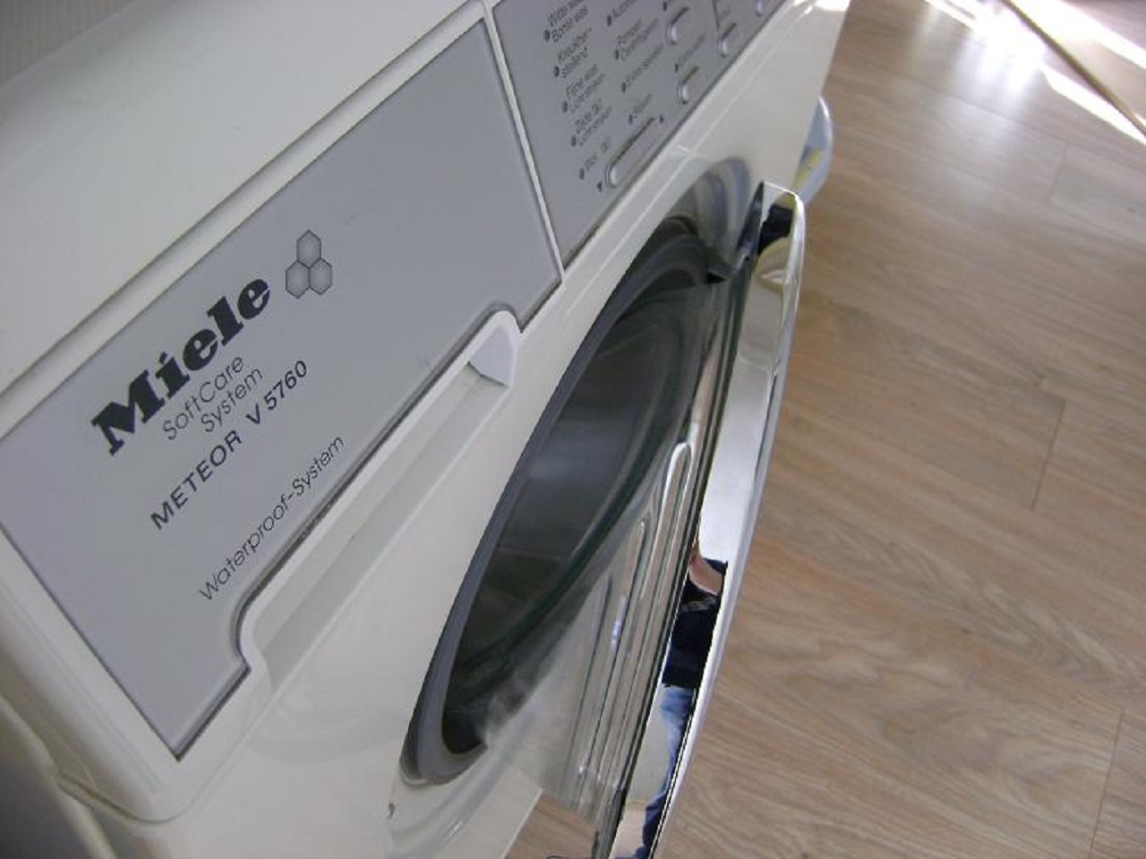 How to Green Clean Your Washing Machine