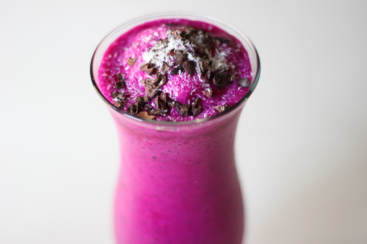 The Best Order of Ingredients to Make a Superfood Smoothie