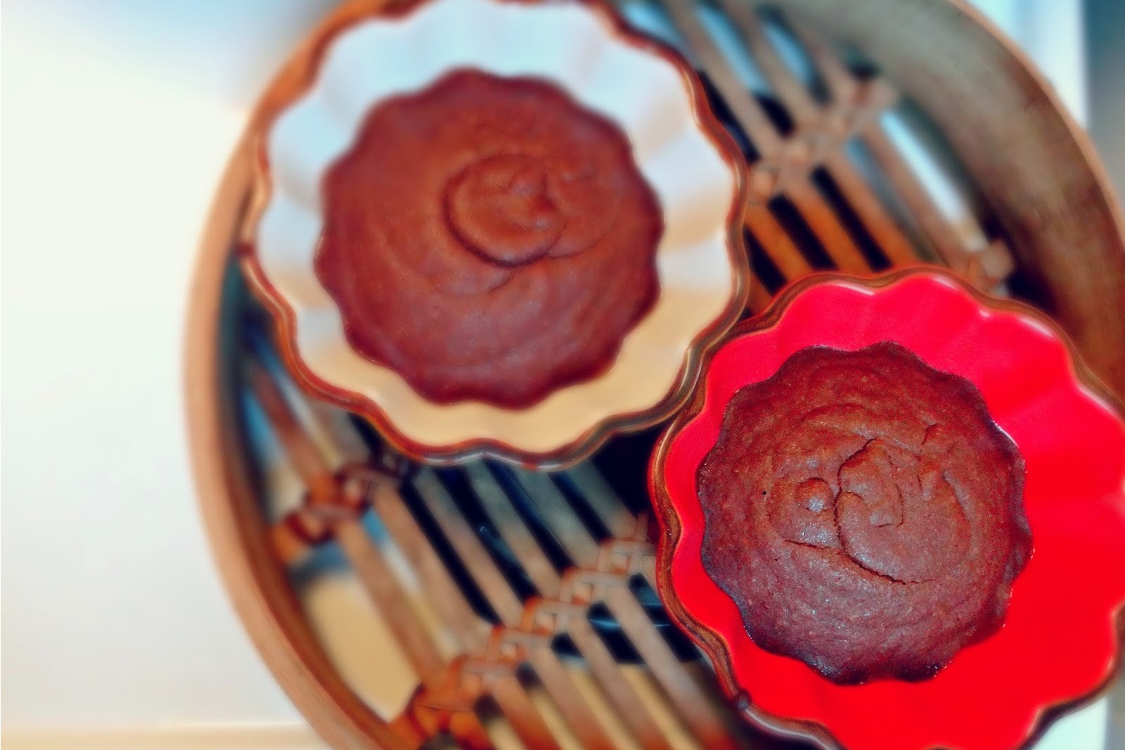 Healthy Steamed Chocolate Molten Cakes [Vegan]