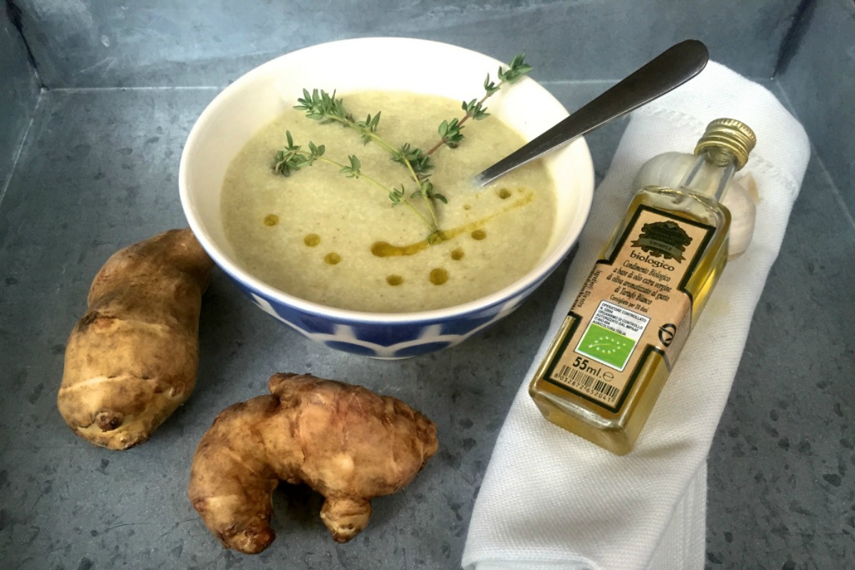 Jerusalem Artichoke Soup With Truffle Oil [Vegan, Gluten-Free]