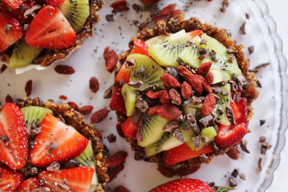 Berry fruit tarts with chia seeds