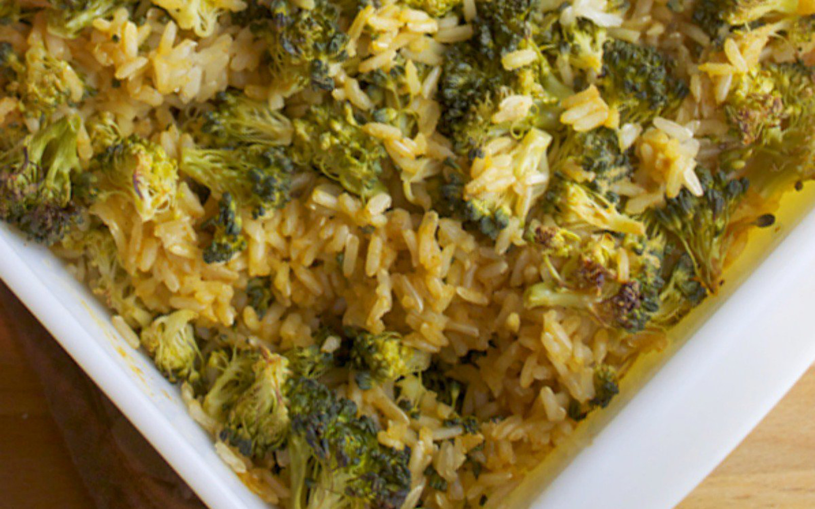 Vegan cheesy broccoli brown rice bake