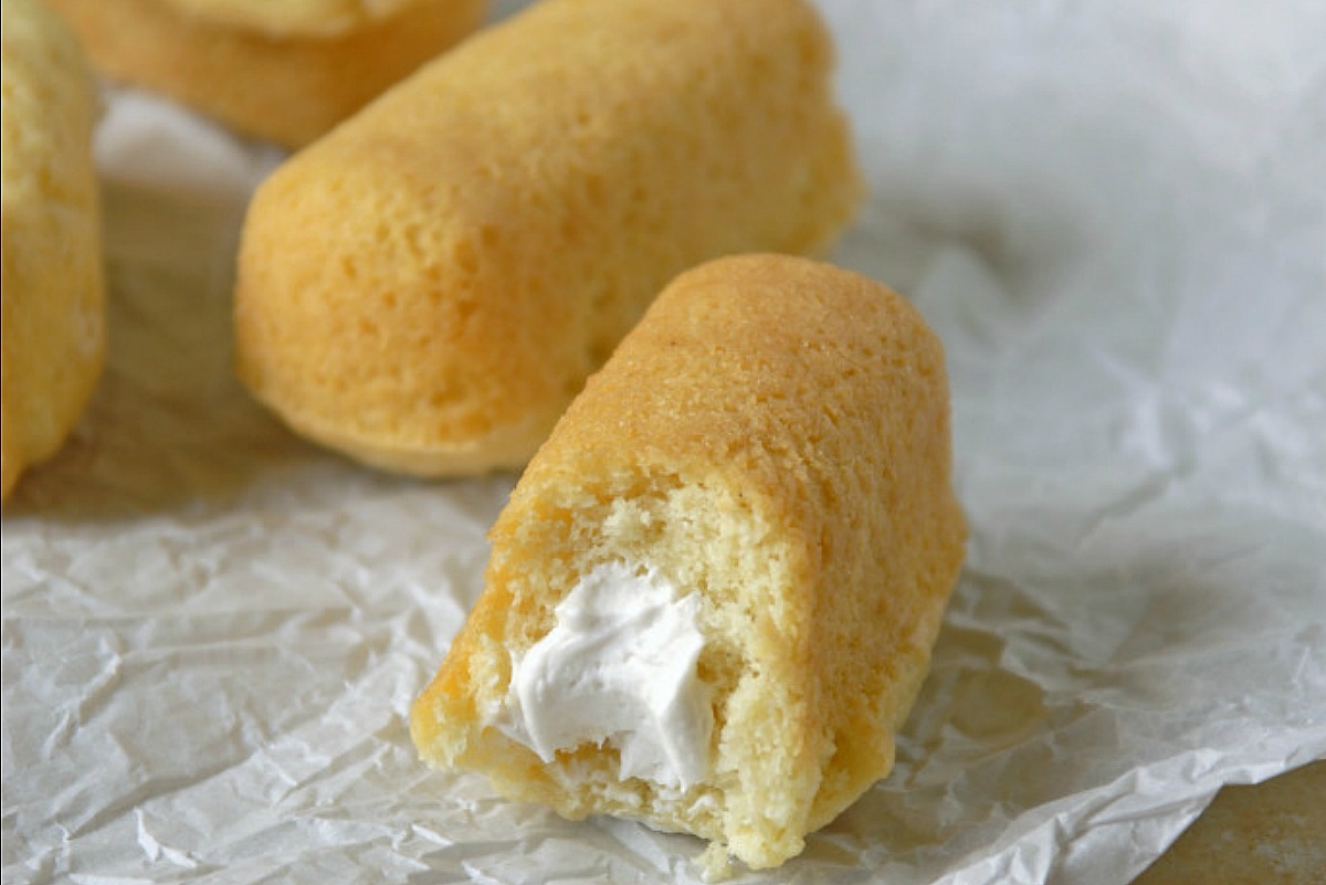Homemade Twinkies With Coconut Whipped Cream Filling [Vegan]