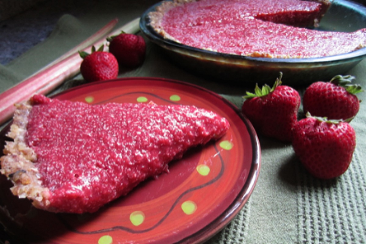 Strawberry Rhubarb Tart [Vegan, Raw, Gluten-Free]