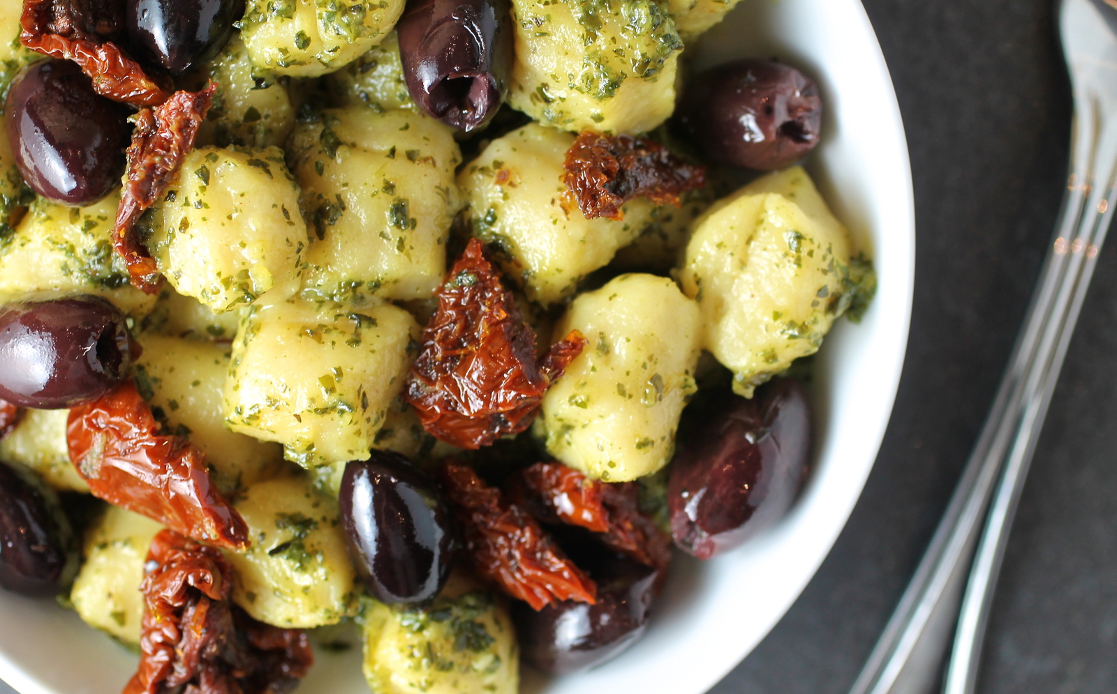 Pesto Gnocchi with Olives and Sun-Dried Tomatoes
