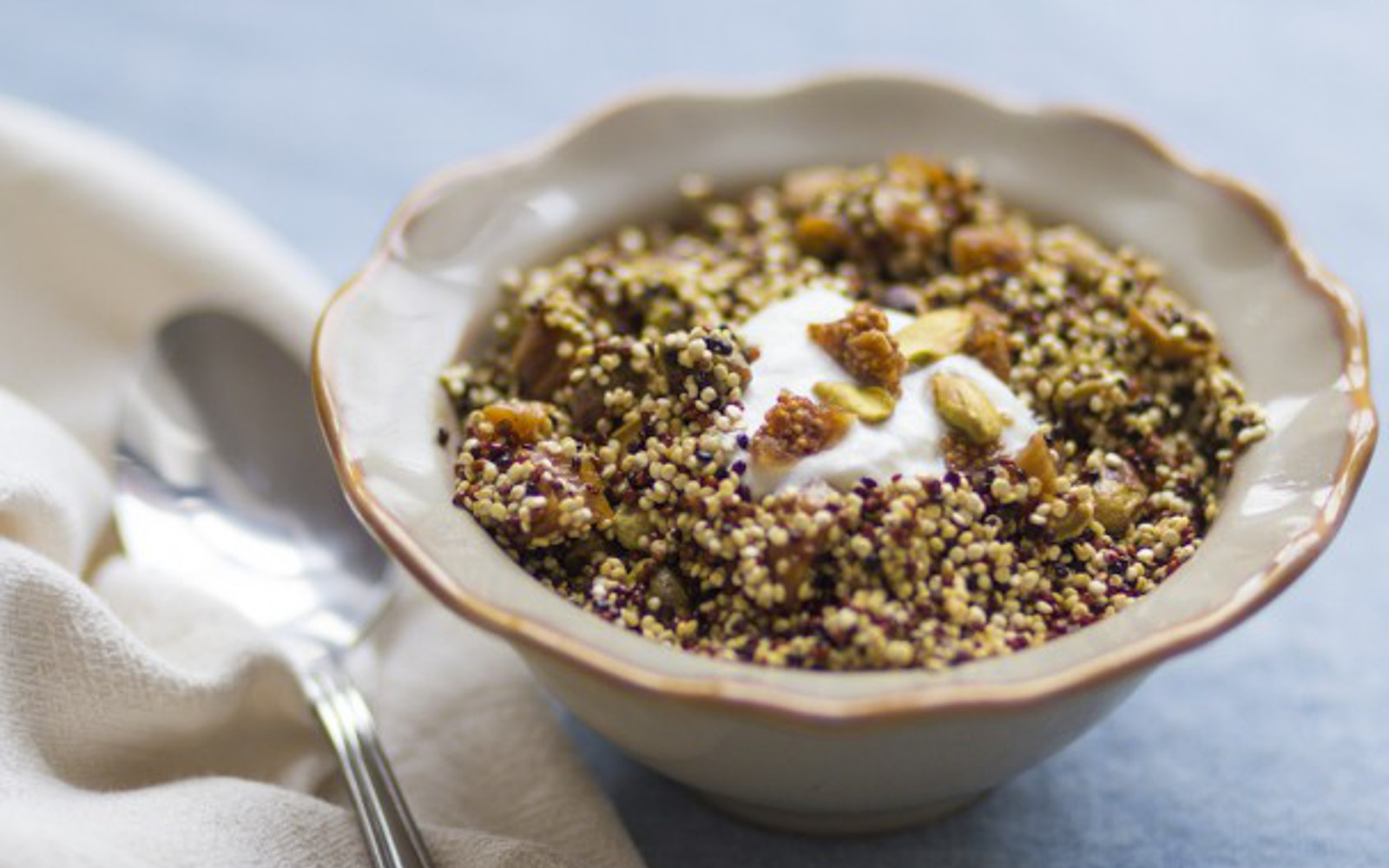 Toasted Quinoa Cereal With Pistachios and Figs
