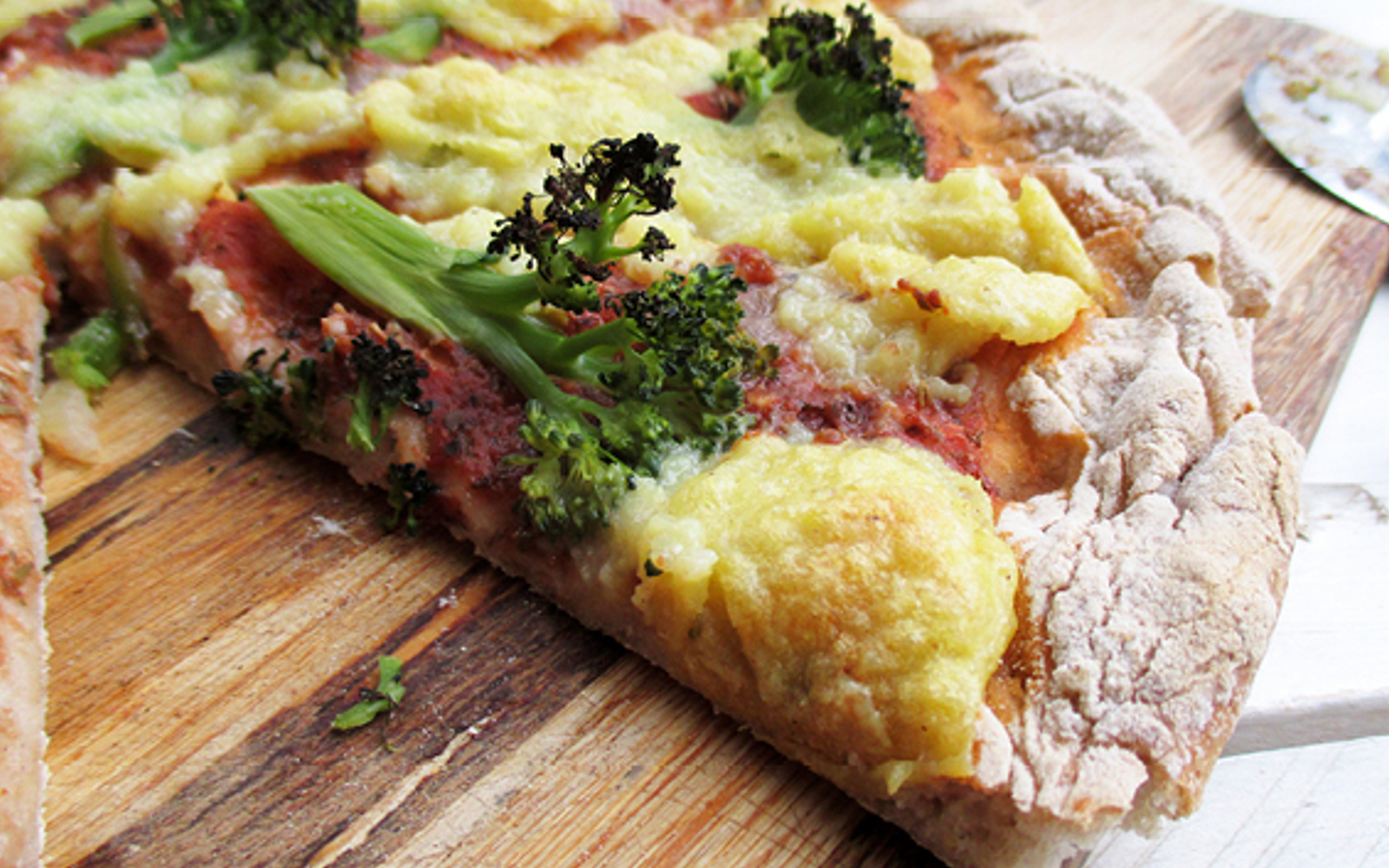 pizza with nut-free cheese