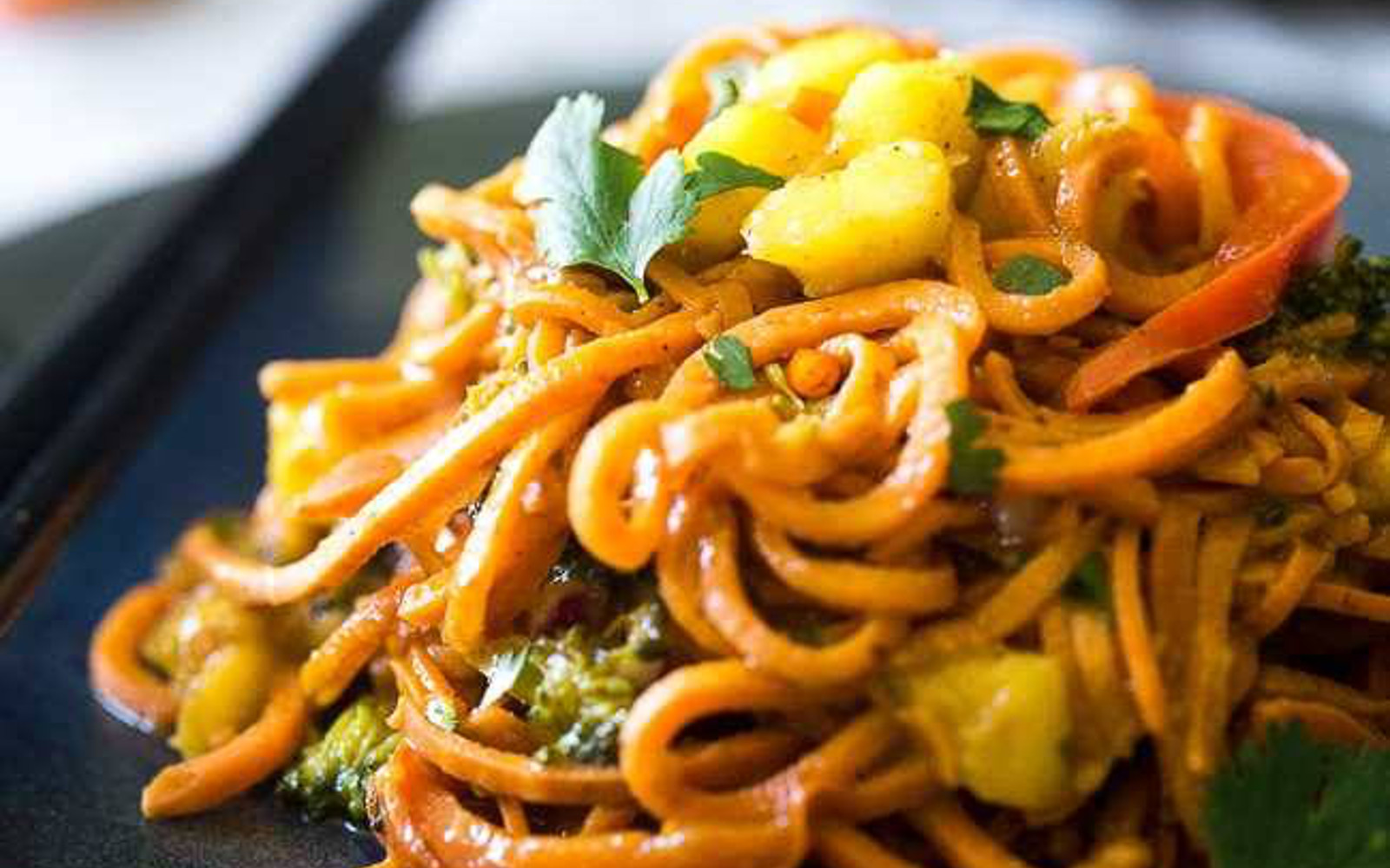 15 Nutritious and Delicious Vegetable Noodle Curries
