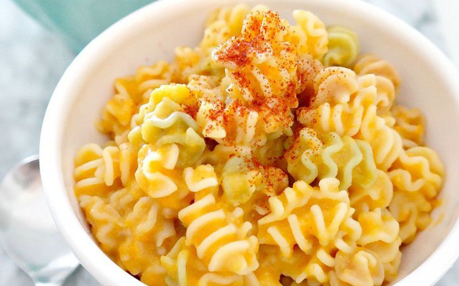 These 13 Nut-Free Sauces Are Rich, Creamy, and Delicious