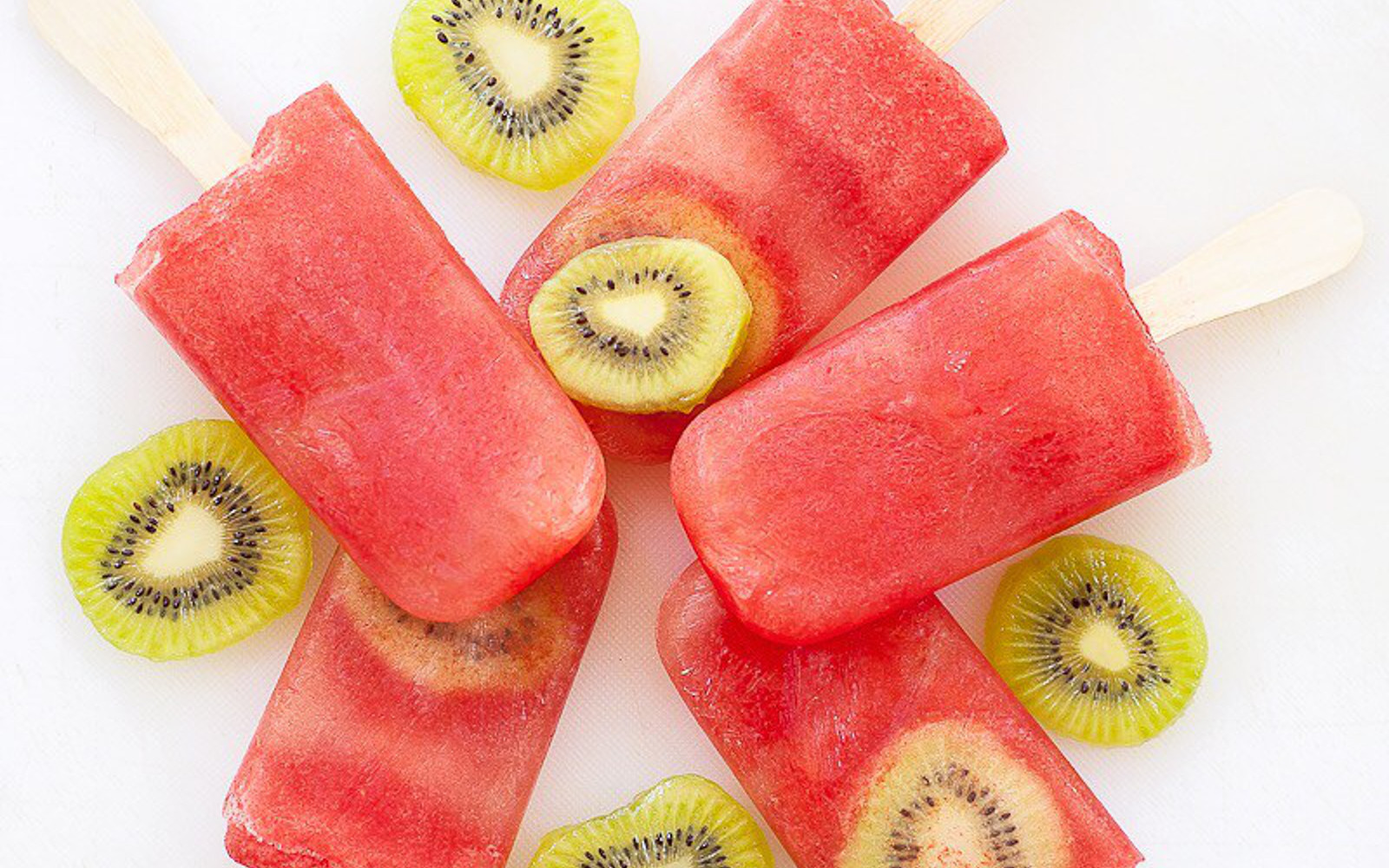 Vegan watermelon and kiwi popsicles