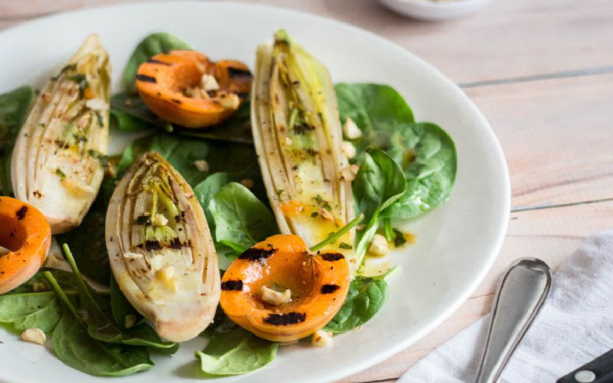 Grilled Apricot and Endive Salad With Apricot-Mint Dressing