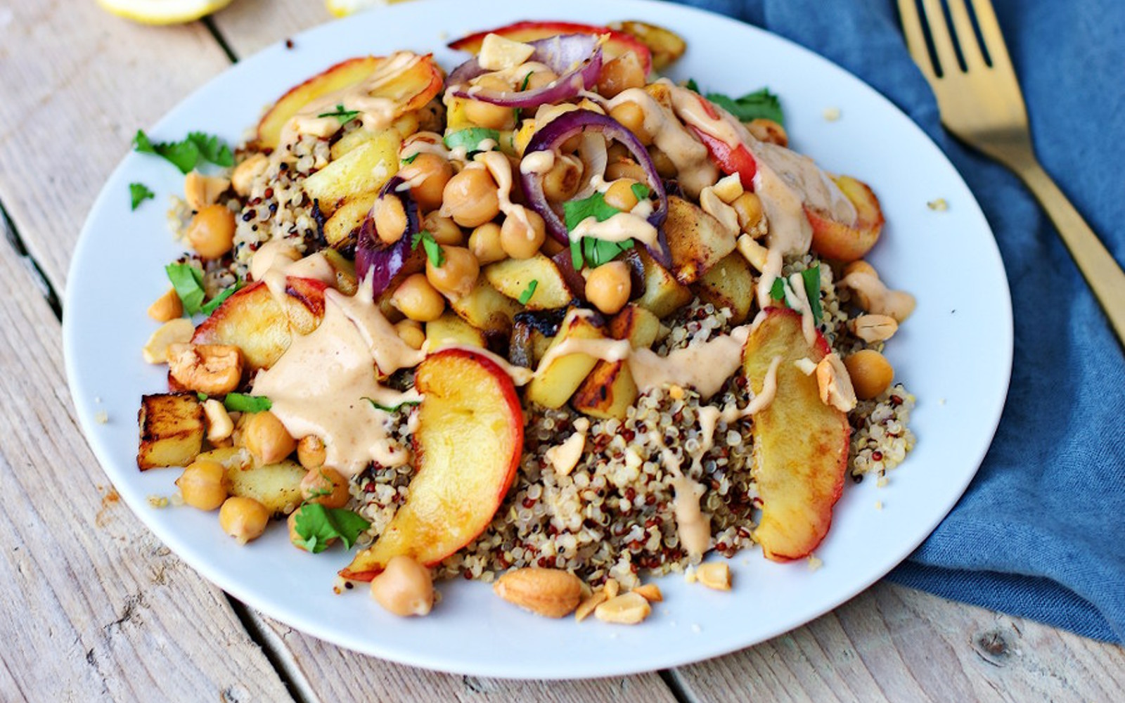 Skillet Potatoes With Chickpeas and Apples