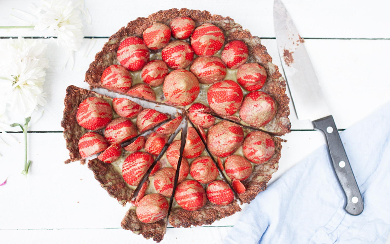 matcha strawberry tart
