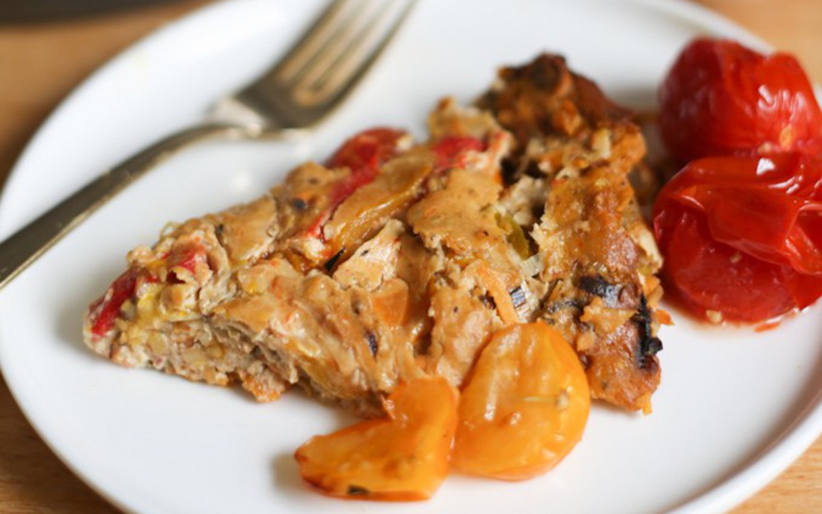 Roasted Red Pepper and Tomato Sweet Potato Quiche