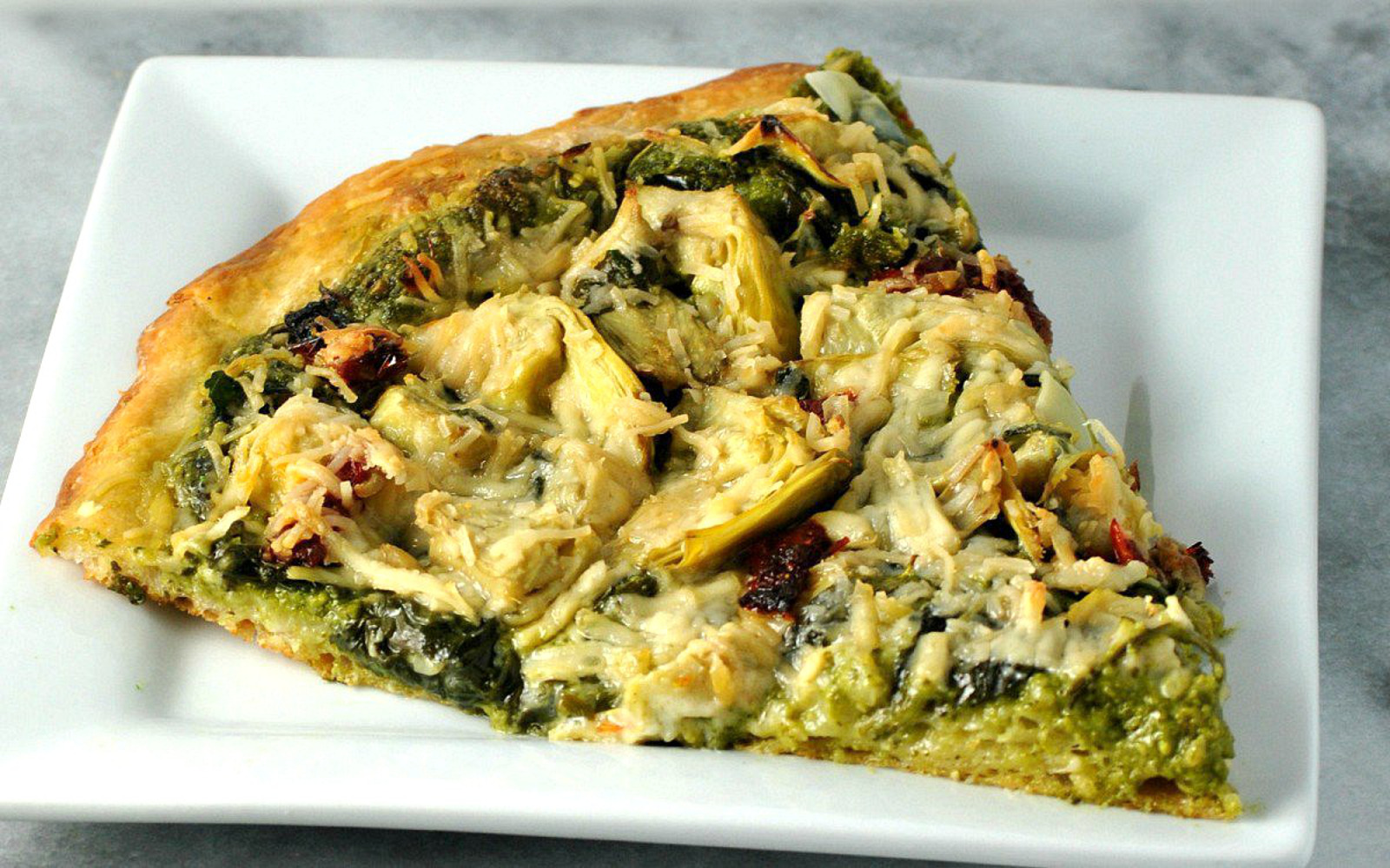 spinach and artichoke pizza