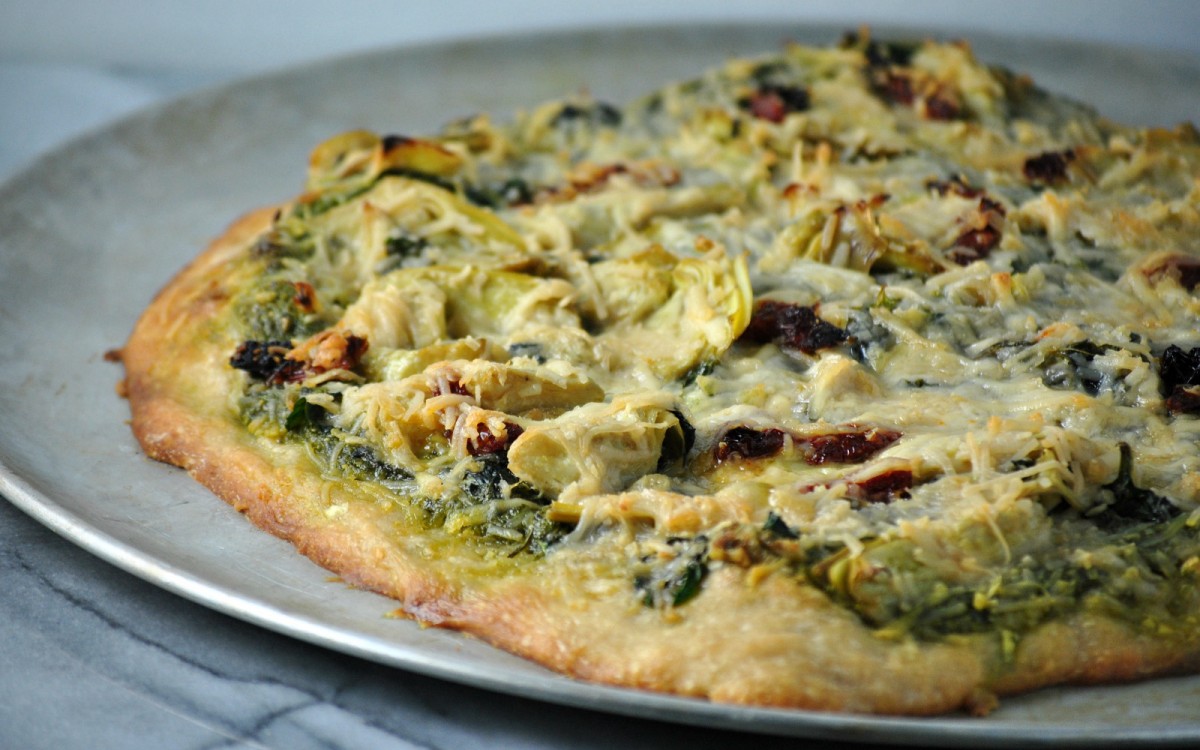 Artichoke And Spinach Pesto Pizza Vegan One Green Planet