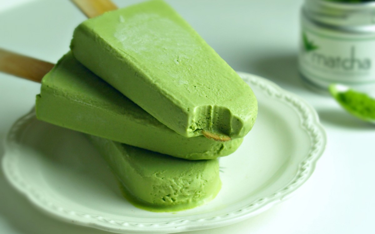 Creamy Vegan Matcha Green Tea Popsicles