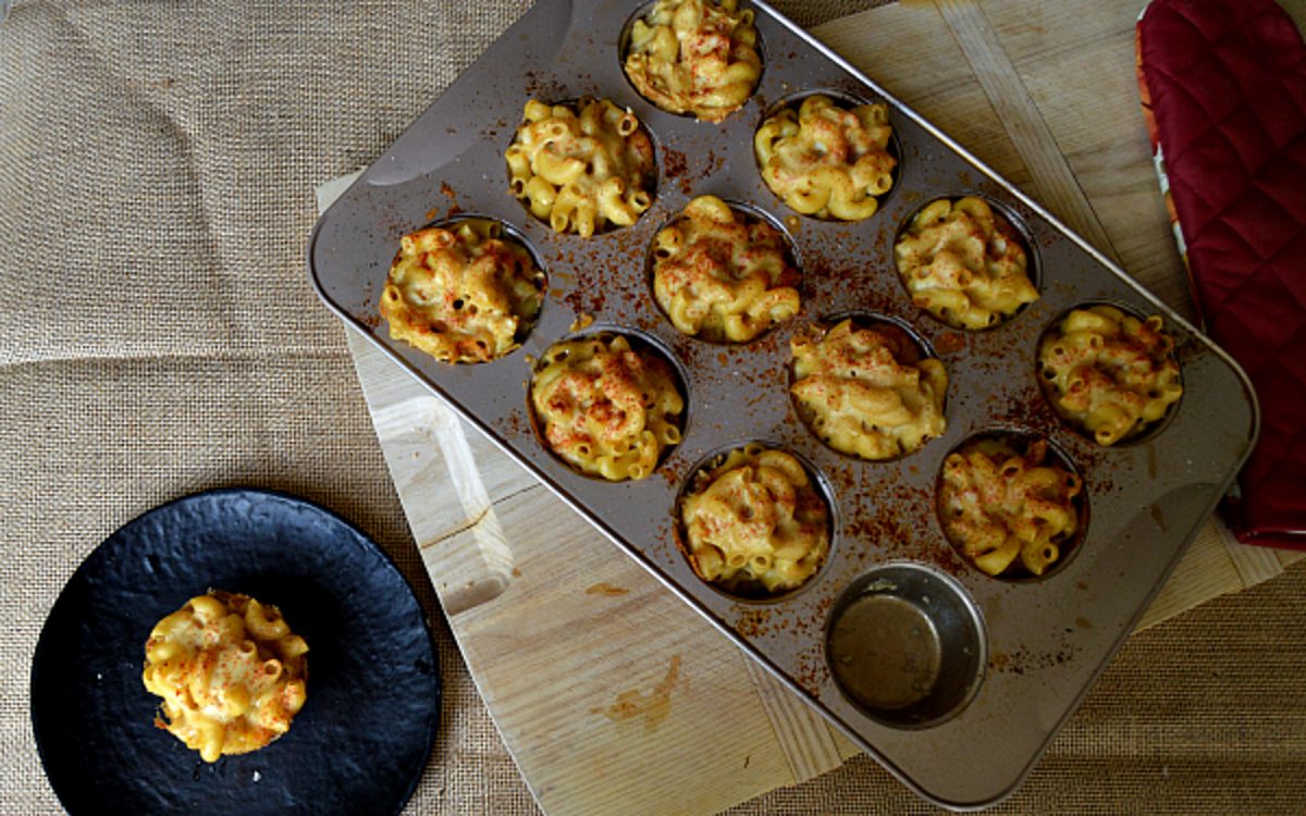 Baked Mac and Cheese Bites 1