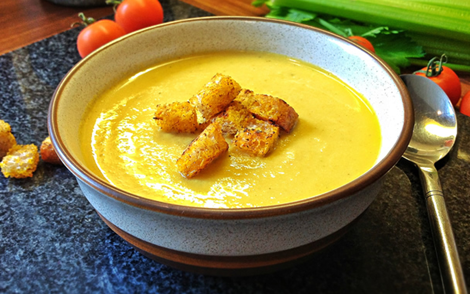 Vegan Cheesy Roasted Cauliflower Soup
