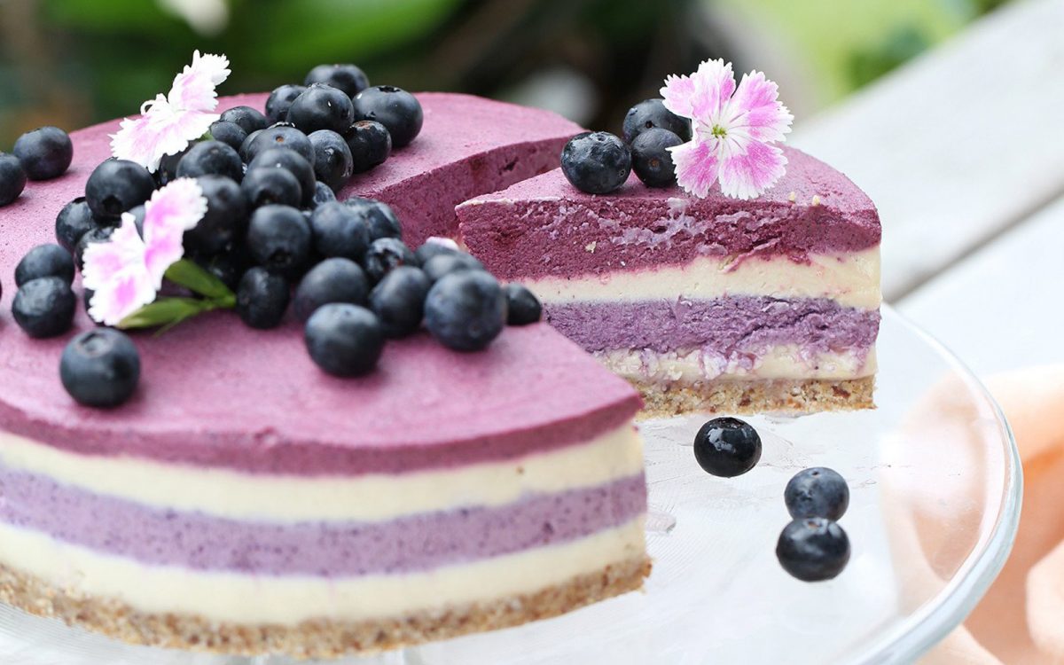 raw-blueberry-beet-cheesecake-b-1200x750