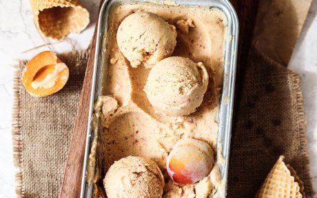 peach vanilla no-churn icecream
