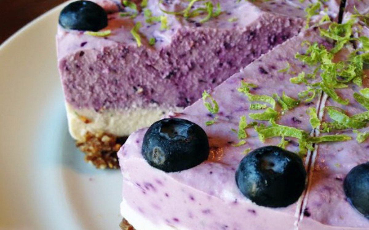 blueberry-lime-cheesecake-b-1200x750