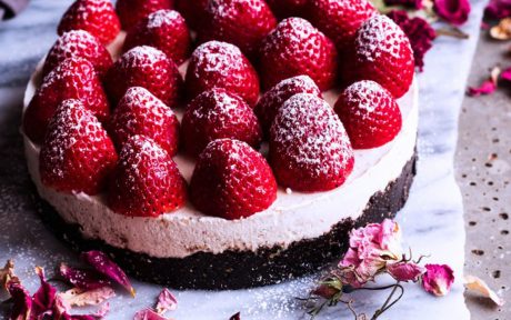Vegan Gluten-Free Strawberries and Cream Cheesecake Topping with Fresh Strawberries