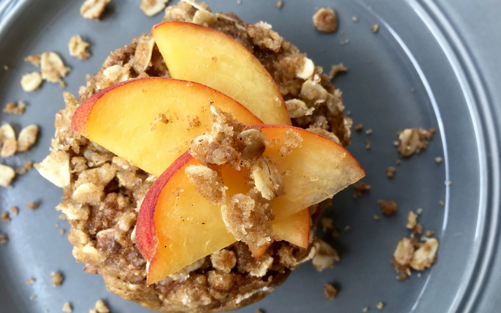 Vegan Peach Cobbler Muffins With Toasted Oat and Brown Sugar Streusel