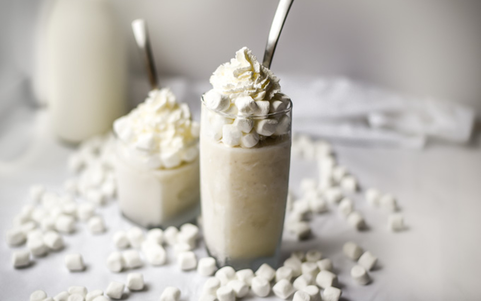 Vegan Easy Vanilla Marshmallow Shakes with whipped cream