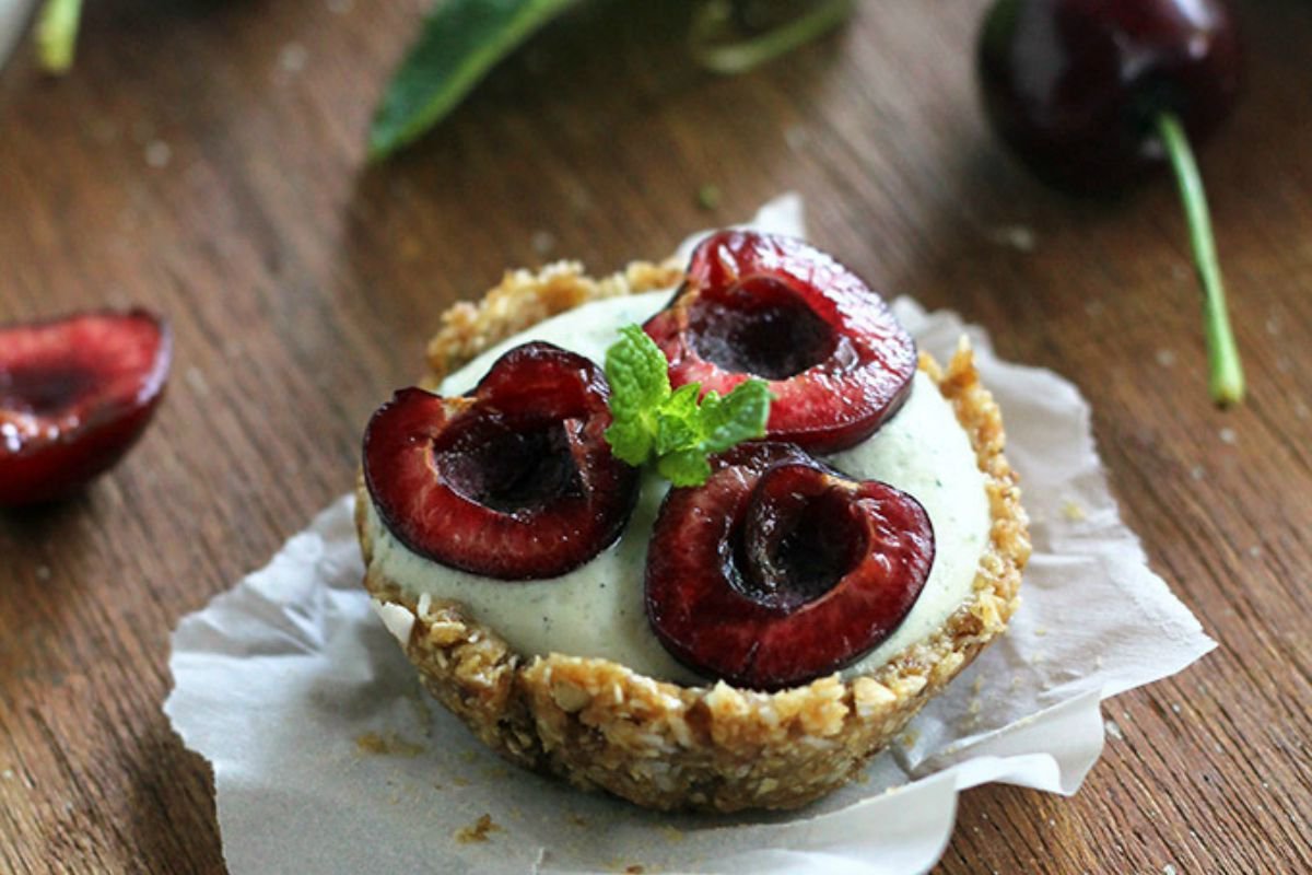 No Bake Mint Cherry Buckwheat Tarts [Vegan, Gluten-Free]