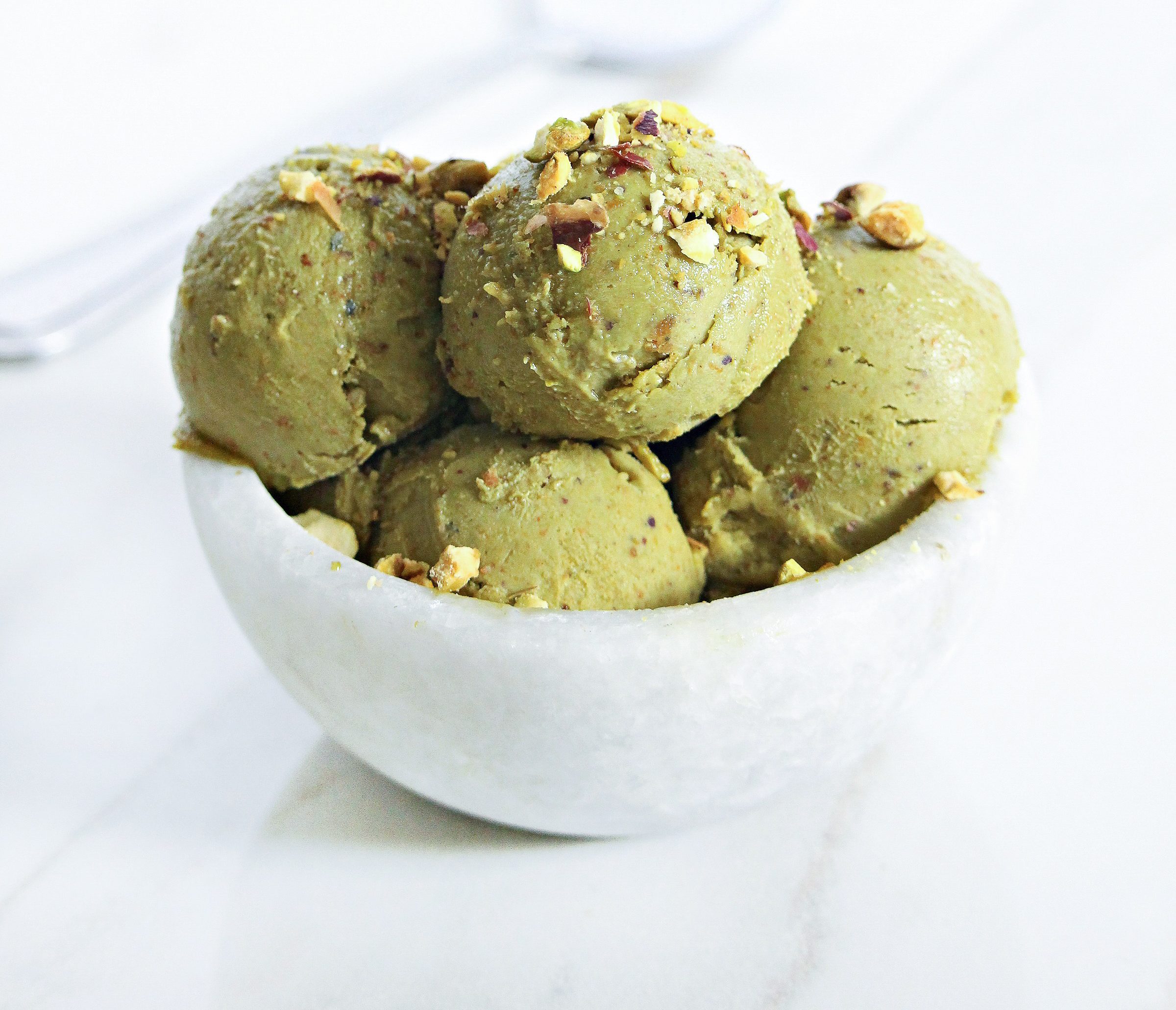 vegan, gluten-free and refined sugar-free pistachio avocado ice cream