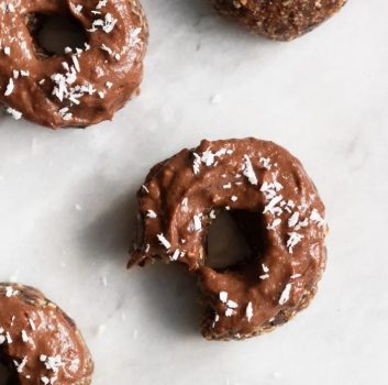 vegan no-bake mocha dougnuts with chocolate frosting
