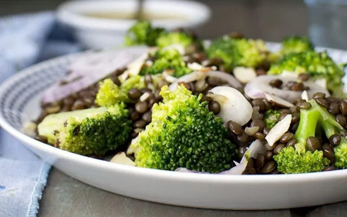 Vegan Beluga Lentil Broccoli Salad