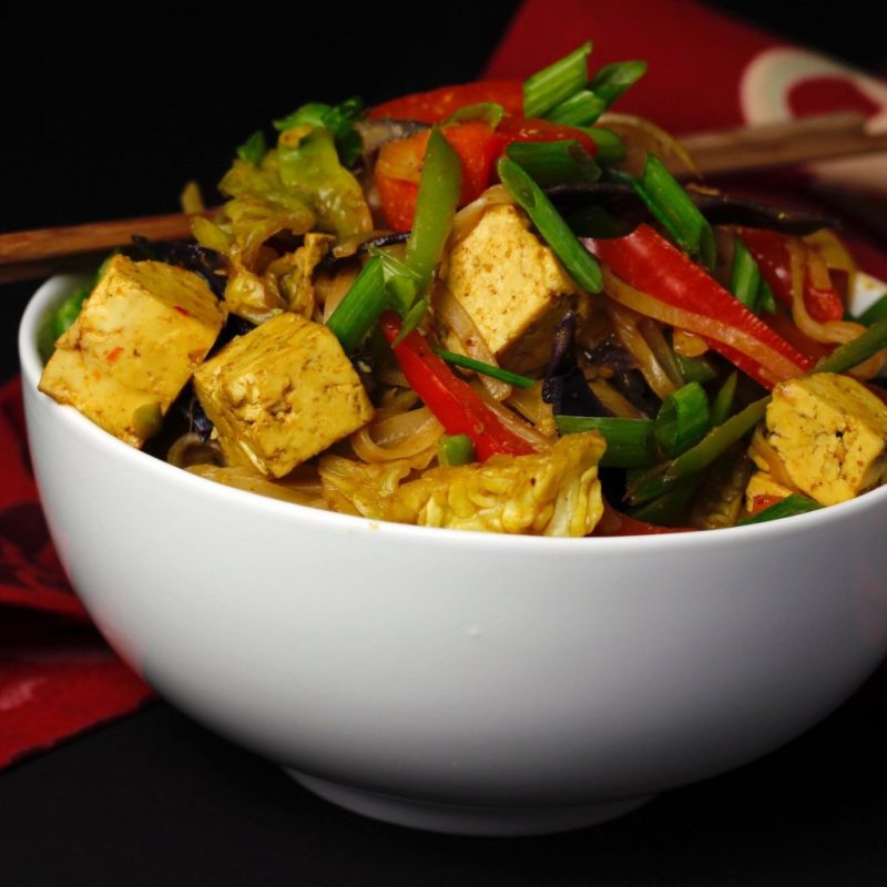 Vegan Spicy Curried Singapore Noodles 