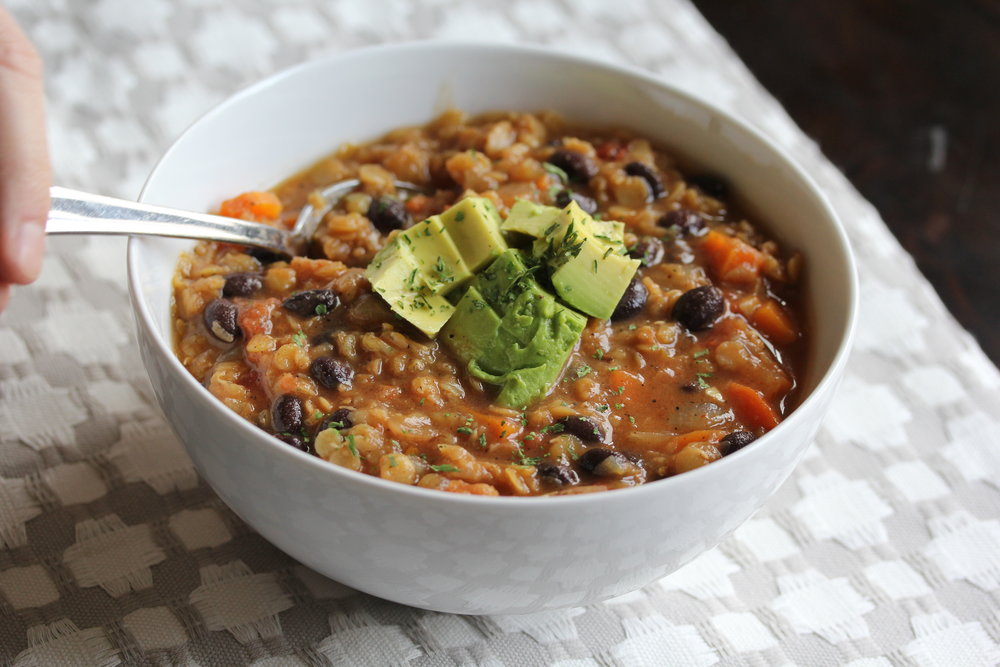 Vegan high-protein black bean and red lentil soup