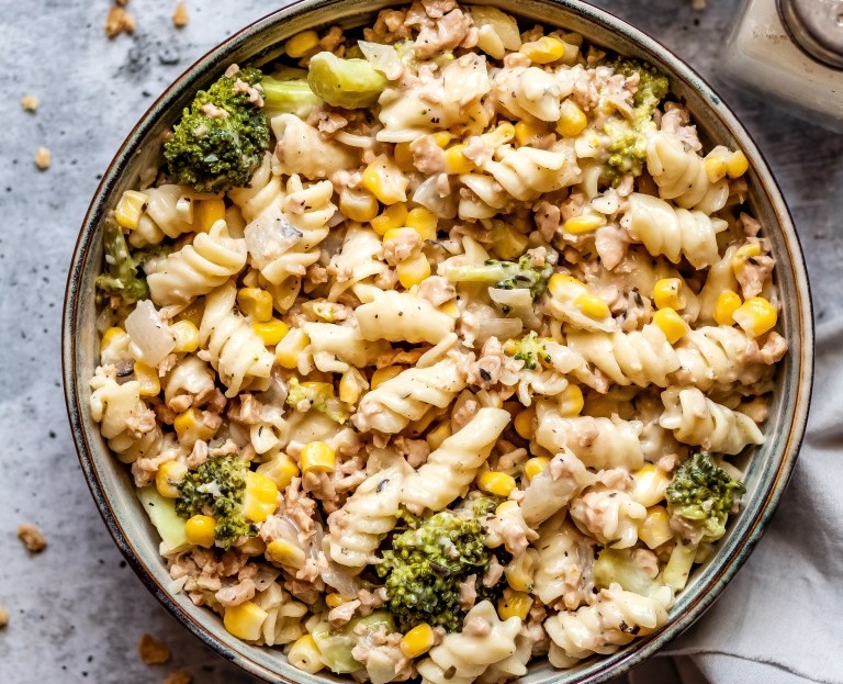 Vegan Garlicky Corn and ‘Tuna’ Pasta