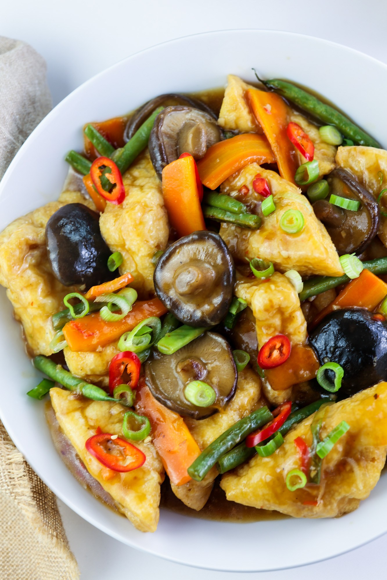 From Tofu Puffs with Asian Vegan Mushroom Sauce to Southwest Quinoa Salad: 10 Vegan Recipes that Went Viral Last Week!